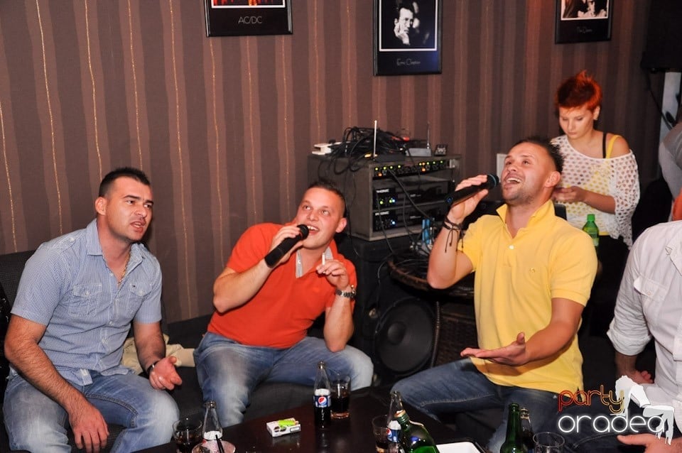 Karaoke în Delice Cafe 2, Delice Cafe 2