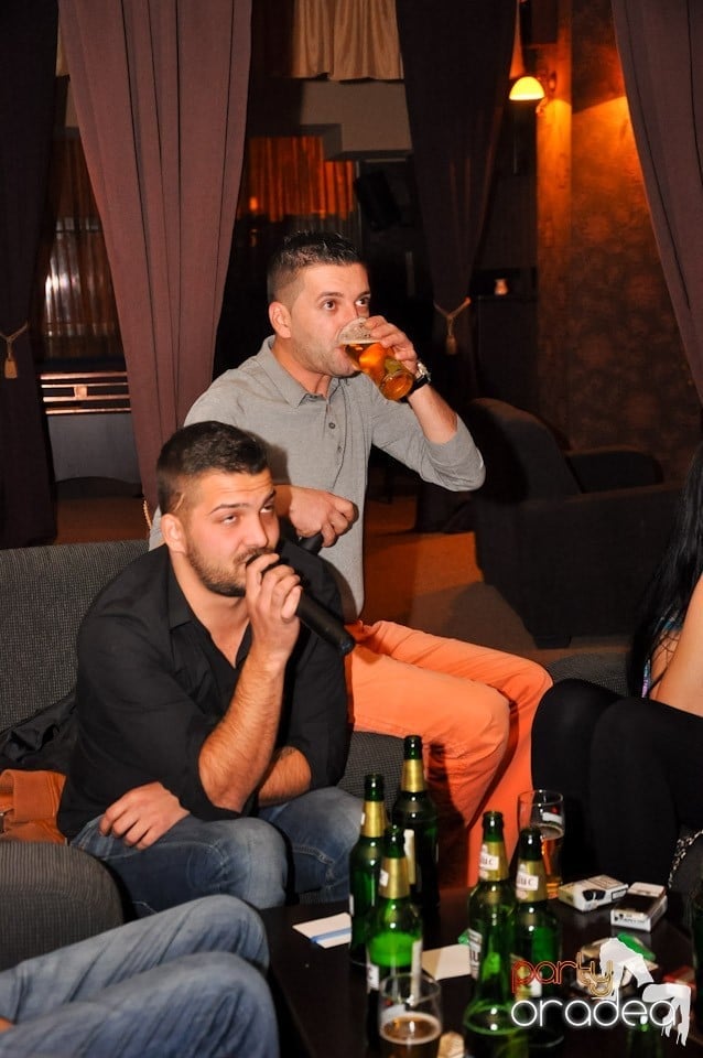 Karaoke în Delice Cafe 2, Delice Cafe 2