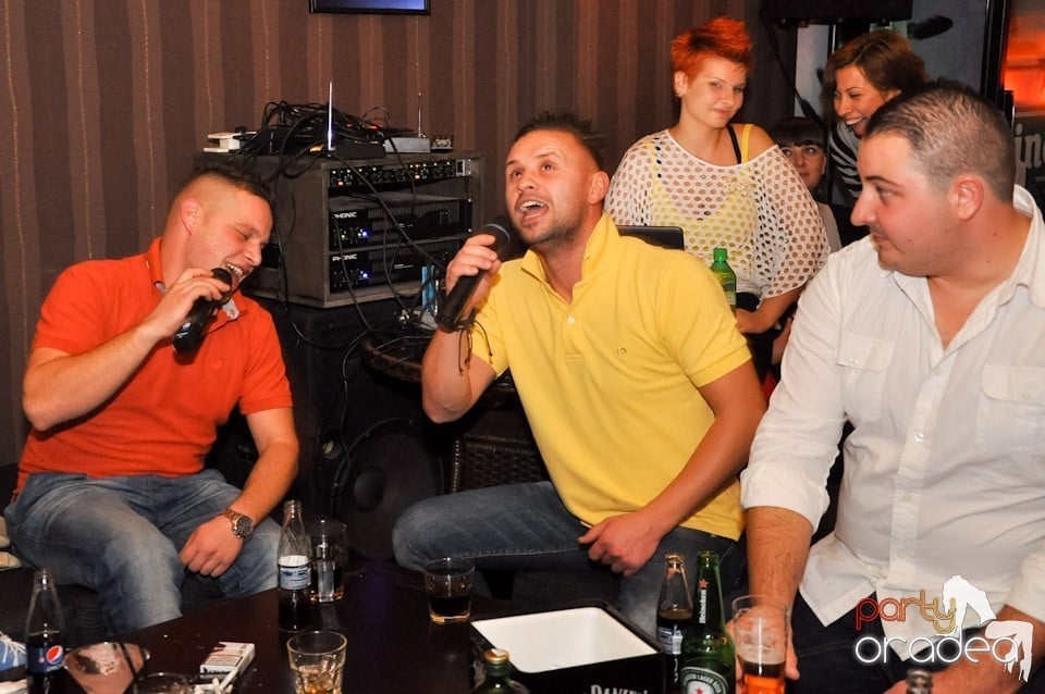 Karaoke în Delice Cafe 2, Delice Cafe 2