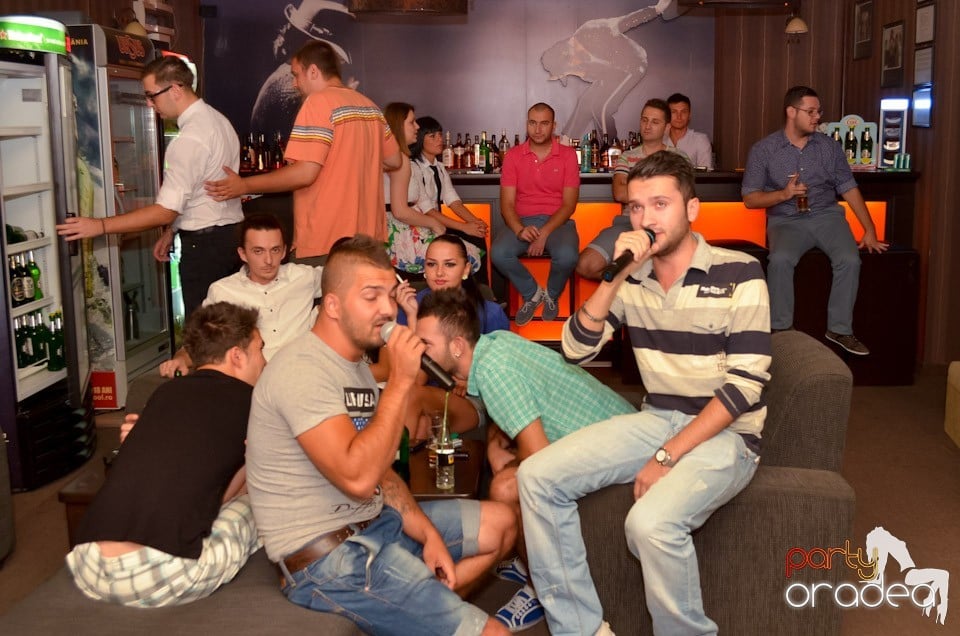 Karaoke în Delice Cafe, Delice Cafe 2