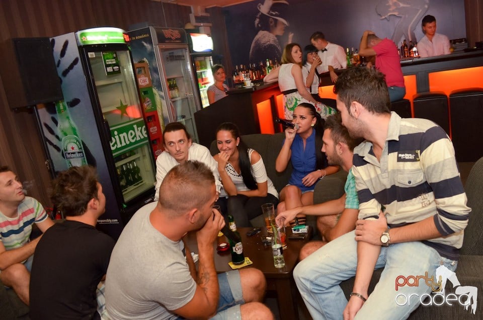 Karaoke în Delice Cafe, Delice Cafe 2