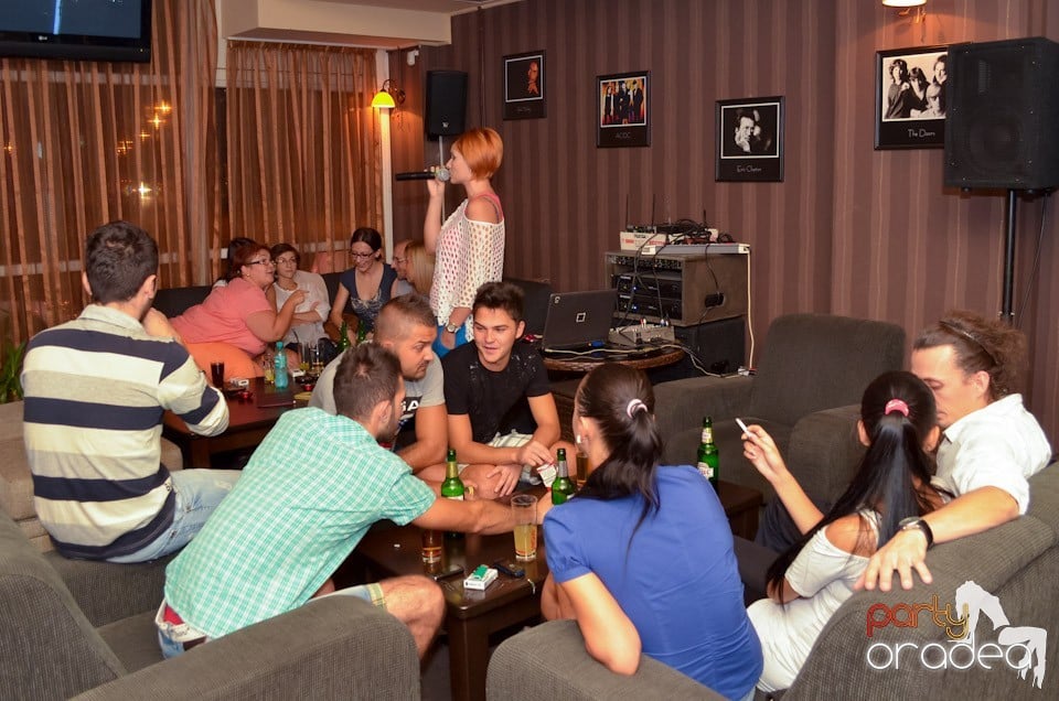 Karaoke în Delice Cafe, Delice Cafe 2