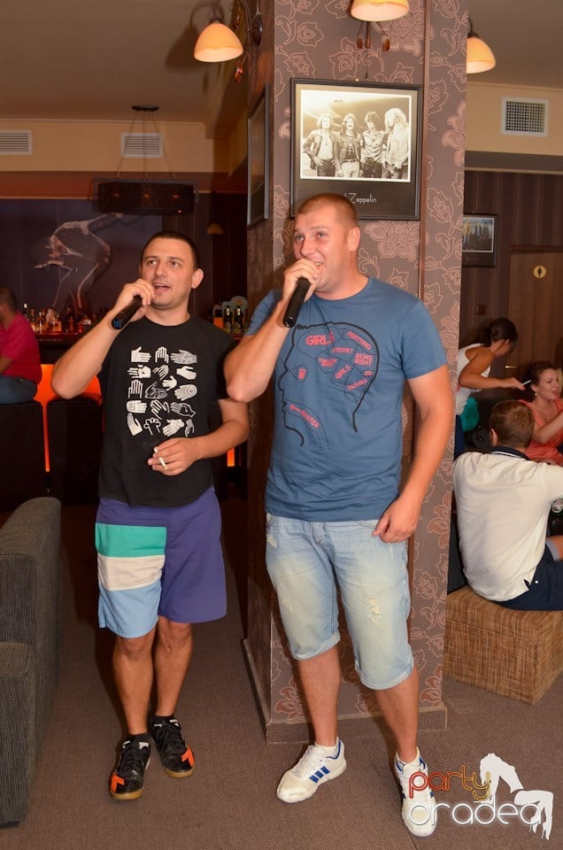 Karaoke în Delice Cafe, Delice Cafe 2