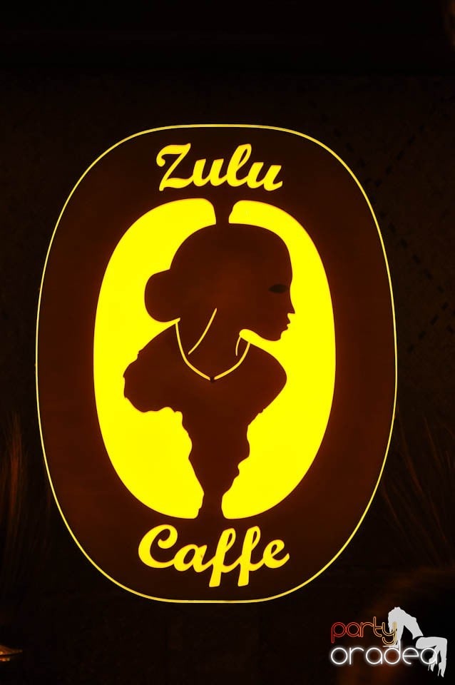 Karaoke în Zulu, Zulu Caffe