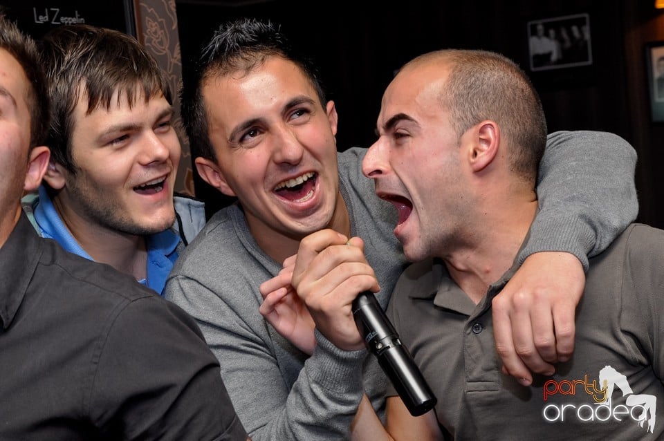 Karaoke Night în Delice Cafe 2, Delice Cafe 2