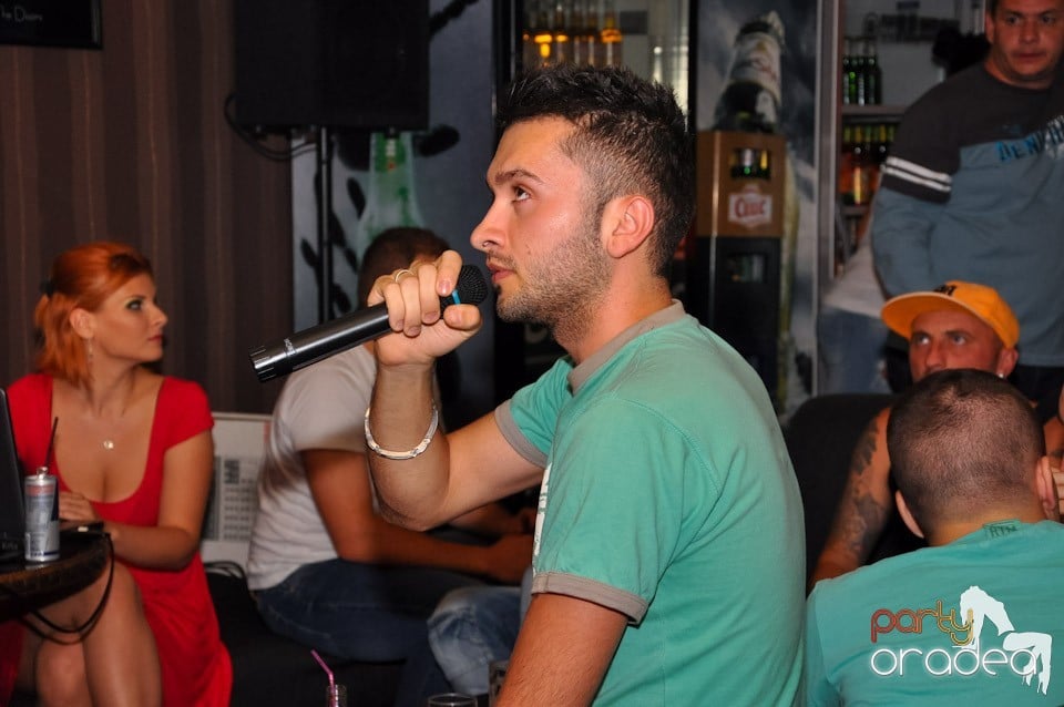 Karaoke Night în Delice Cafe 2, Delice Cafe 2