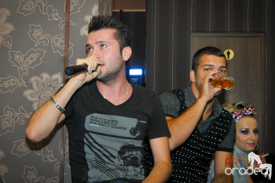 Karaoke Party în Delice Café 2, Delice Cafe 2