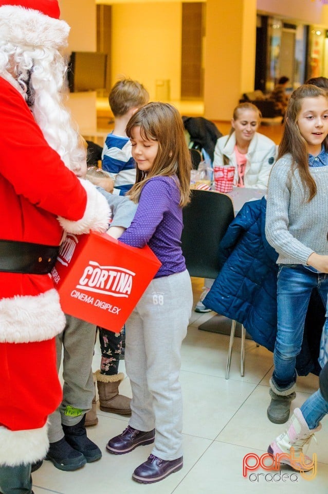 Moş Crăciun e la Oradea Shopping City, 