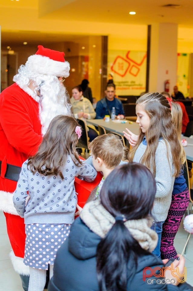 Moş Crăciun e la Oradea Shopping City, 