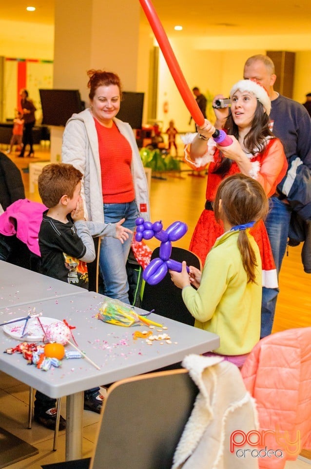 Moş Crăciun e la Oradea Shopping City, 