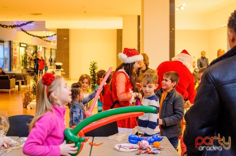 Moş Crăciun e la Oradea Shopping City, 