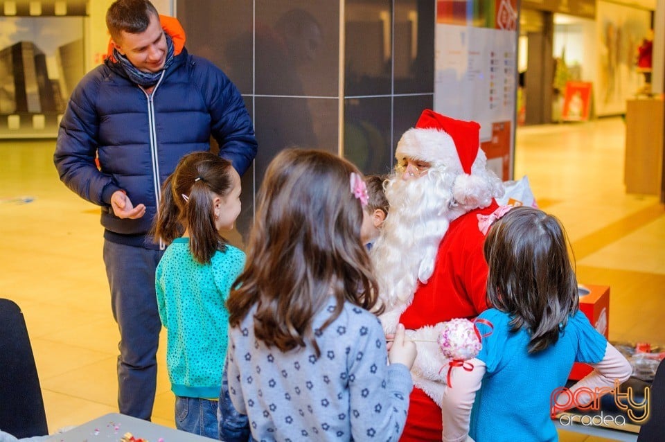 Moş Crăciun e la Oradea Shopping City, 