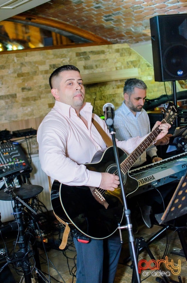 Muzică live alături de Trupa West, Restaurant Emporium