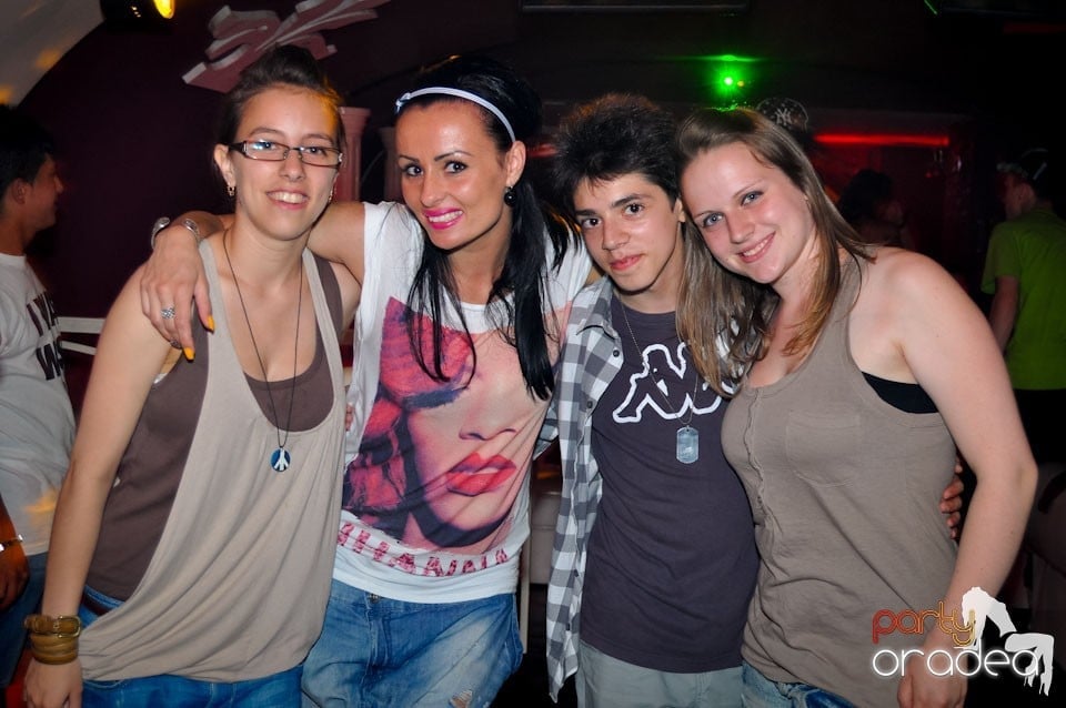 New Face Party în Club Atti's, 