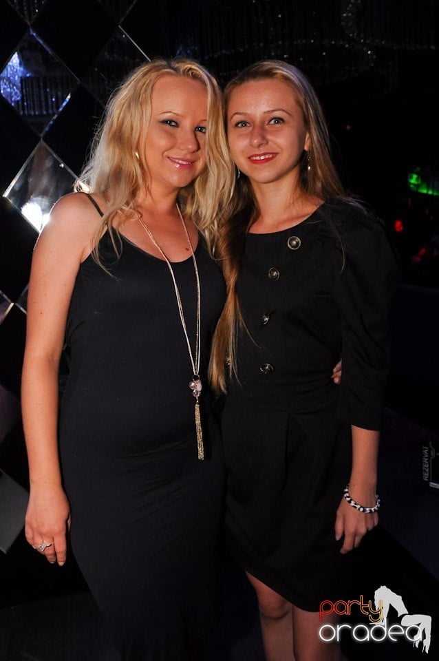 Party cu DJ Negru în The One, 