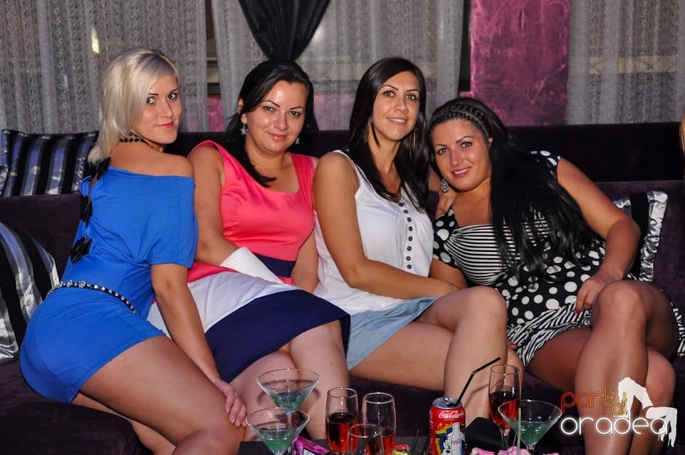 Party cu DJ Negru în The One, 