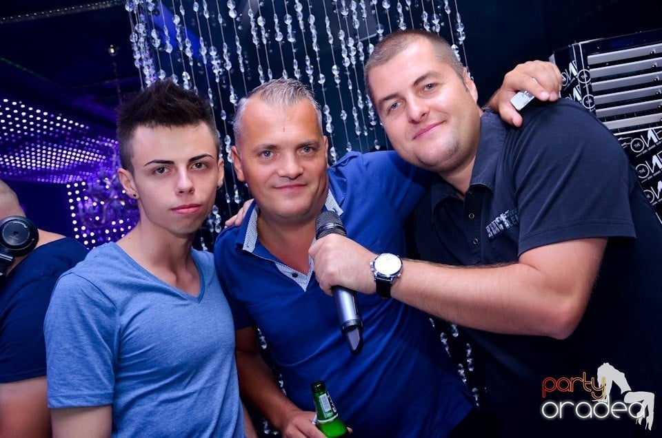 Party în Club The One cu DJ Ben Boognar, 