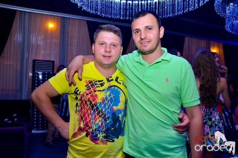 Party în Club The One cu DJ Ben Boognar, 