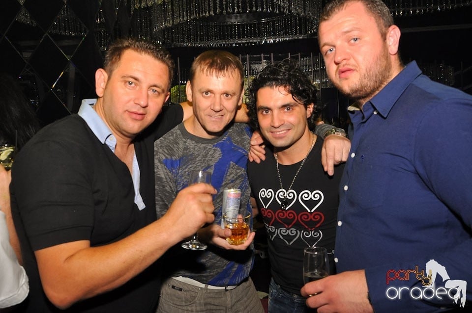 Party în Club The One, 