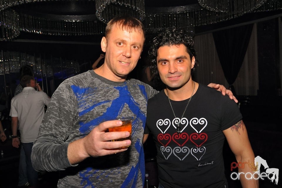 Party în Club The One, 