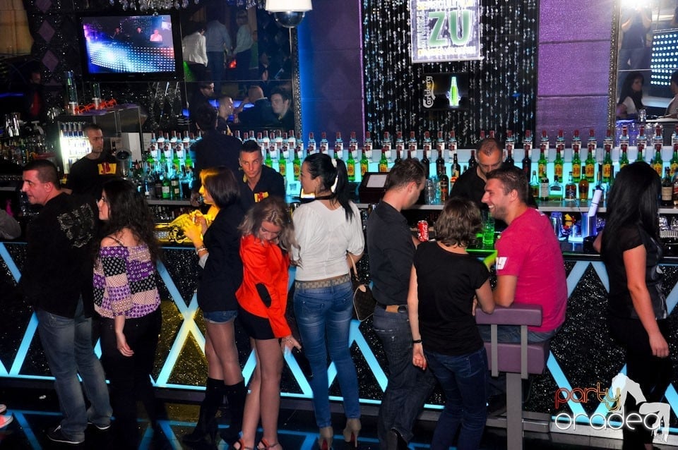 Party în Club The One, 