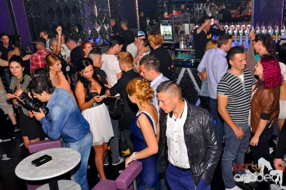 Party în Club The One, 