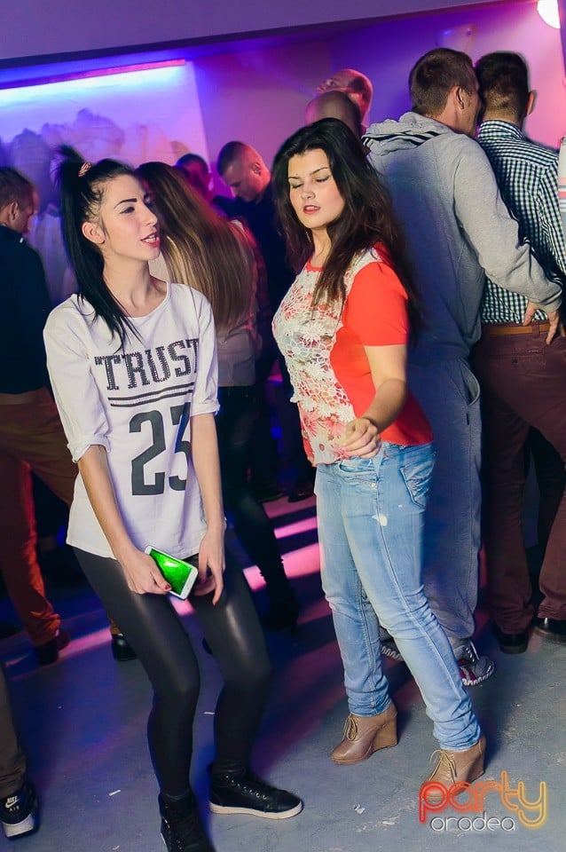 Party în Zona Club, 