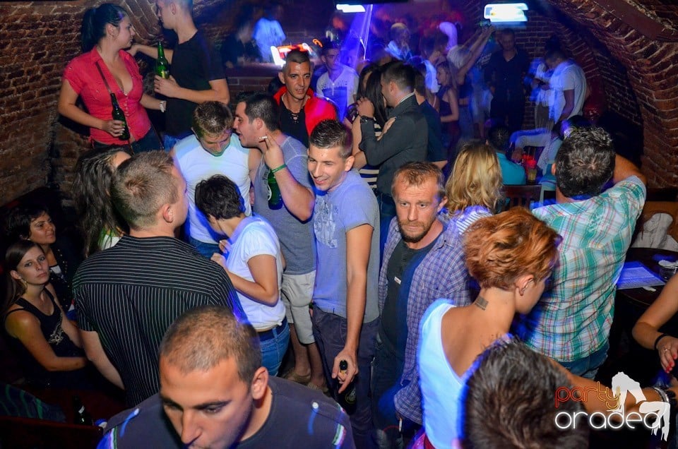 Petrecere Beer Night în Club Escape, 