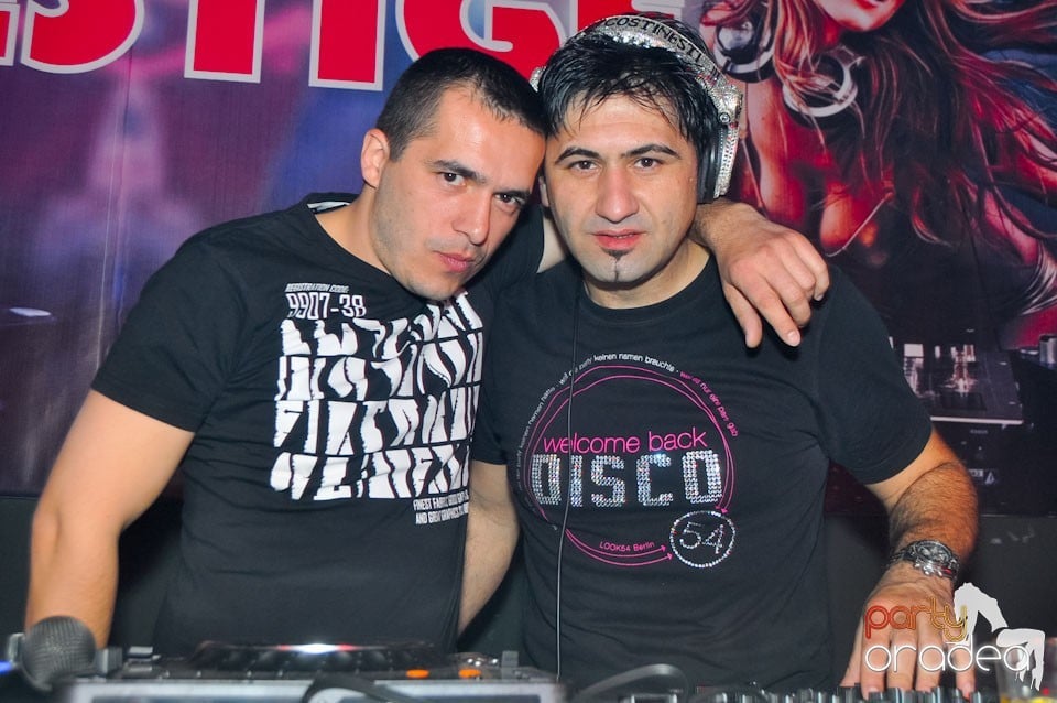 Petrecere cu DJ Jungle în Club Prestige, 