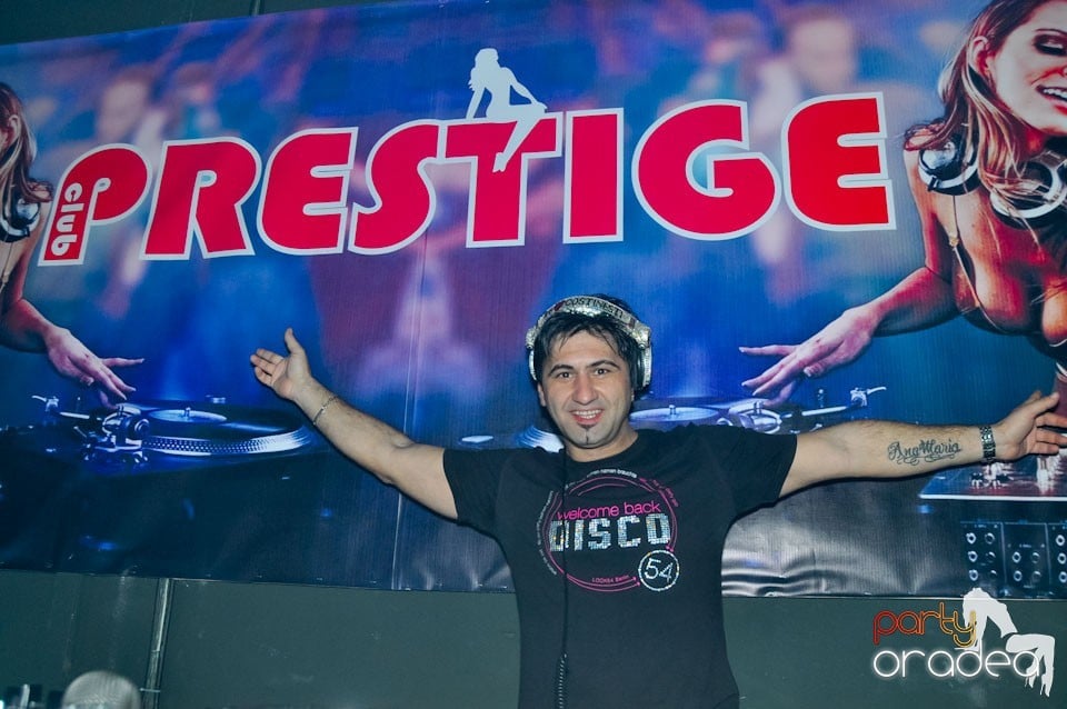 Petrecere cu DJ Jungle în Club Prestige, 