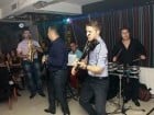 Petrecere cu muzică live în Dizalya