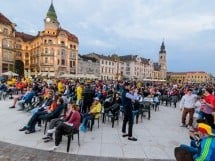 Piaţa Unirii în timpul meciului cu Franţa