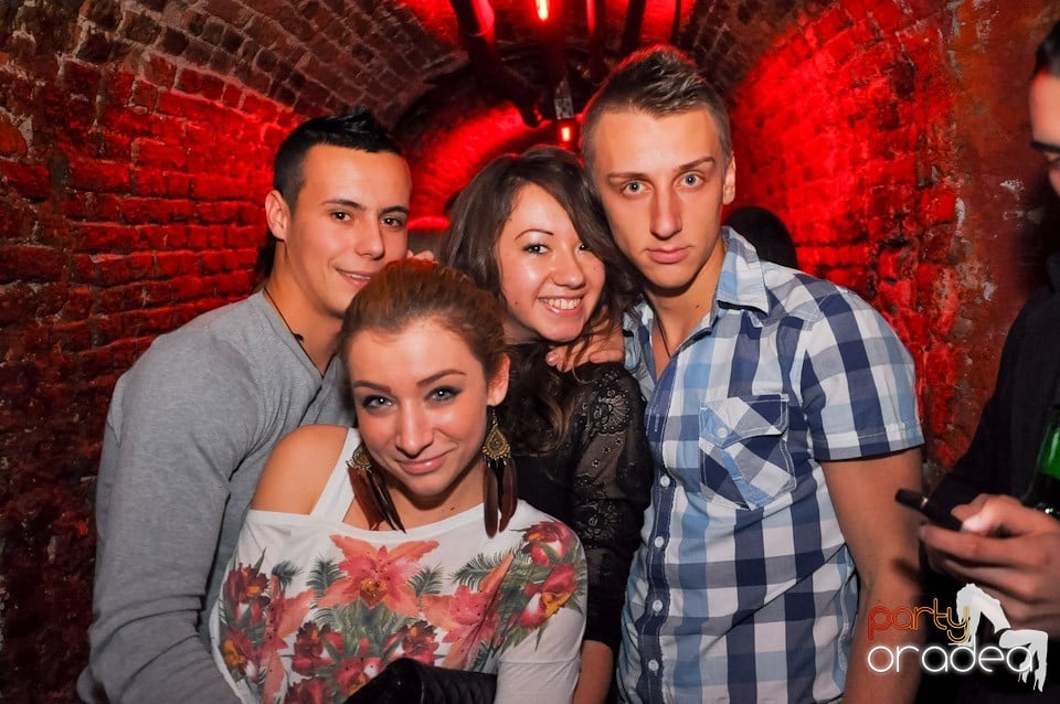 Promo Night în Club Escape, 