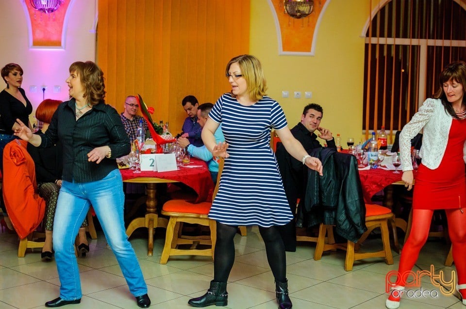 Retro Dance Party, Restaurant Epy