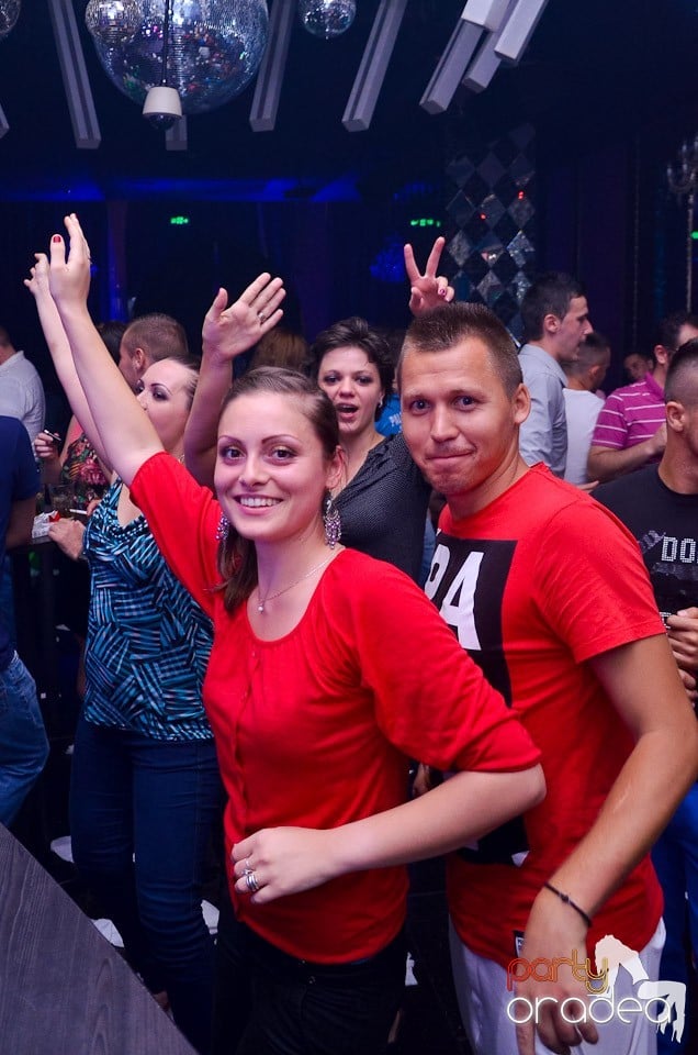 Retro Night Fever în Club The One, 