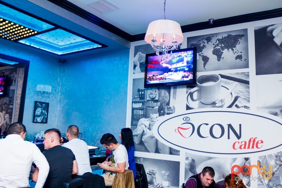 Sâmbătă seara în Icon Caffe, Icon Caffe