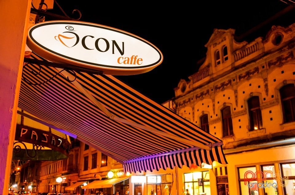 Sâmbătă seara în Icon Caffe, Icon Caffe