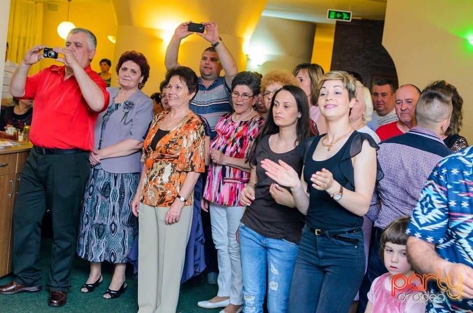 Sărbătorire de 1 Mai, Hotel Mureş