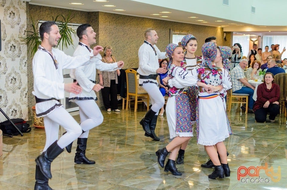 Sărbătorire de 1 Mai, Hotel Termal