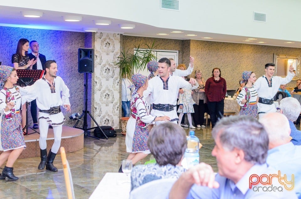 Sărbătorire de 1 Mai, Hotel Termal