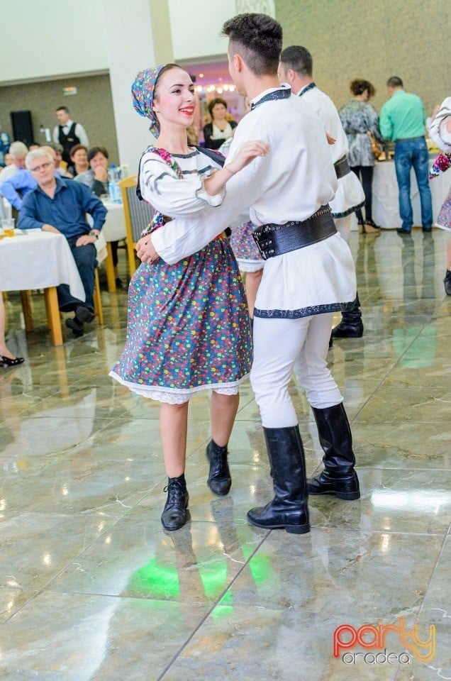 Sărbătorire de 1 Mai, Hotel Termal