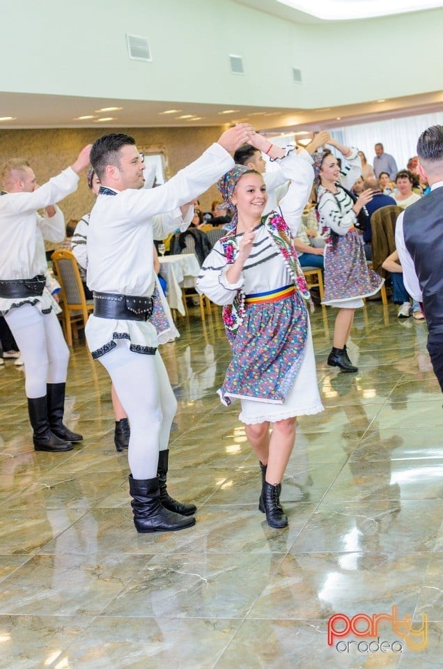 Sărbătorire de 1 Mai, Hotel Termal