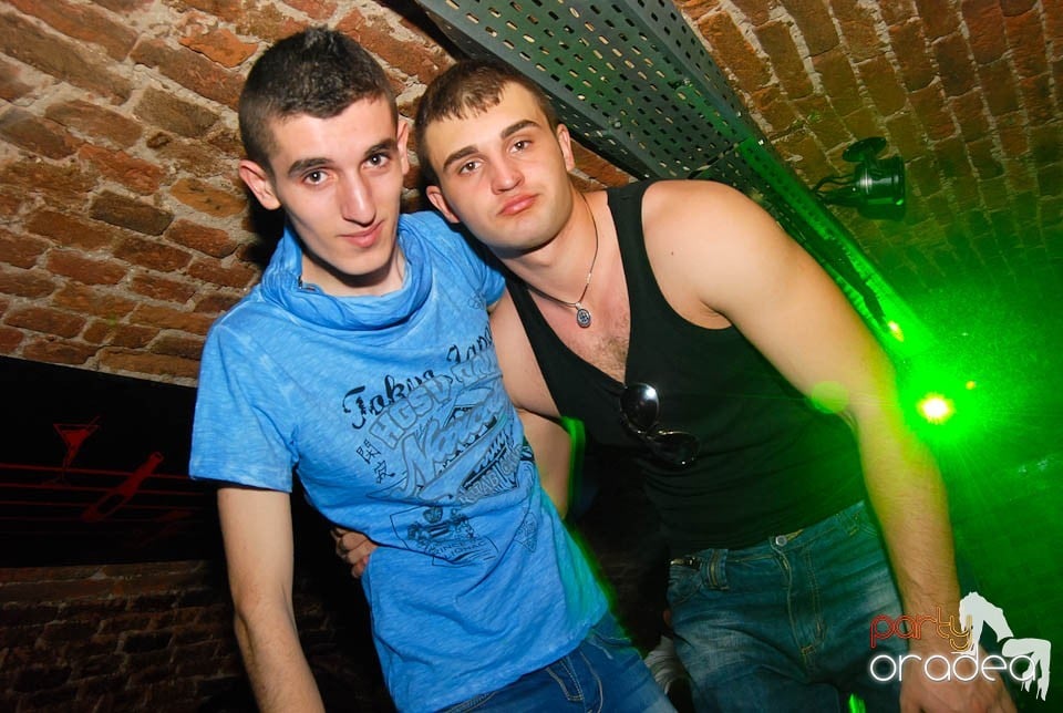 Saturday Night Clubbing în Escape, 