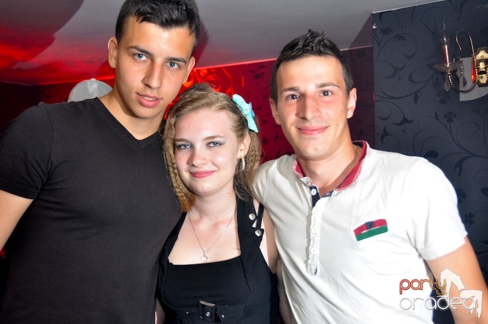 Saturday Night Party în Atti's, 