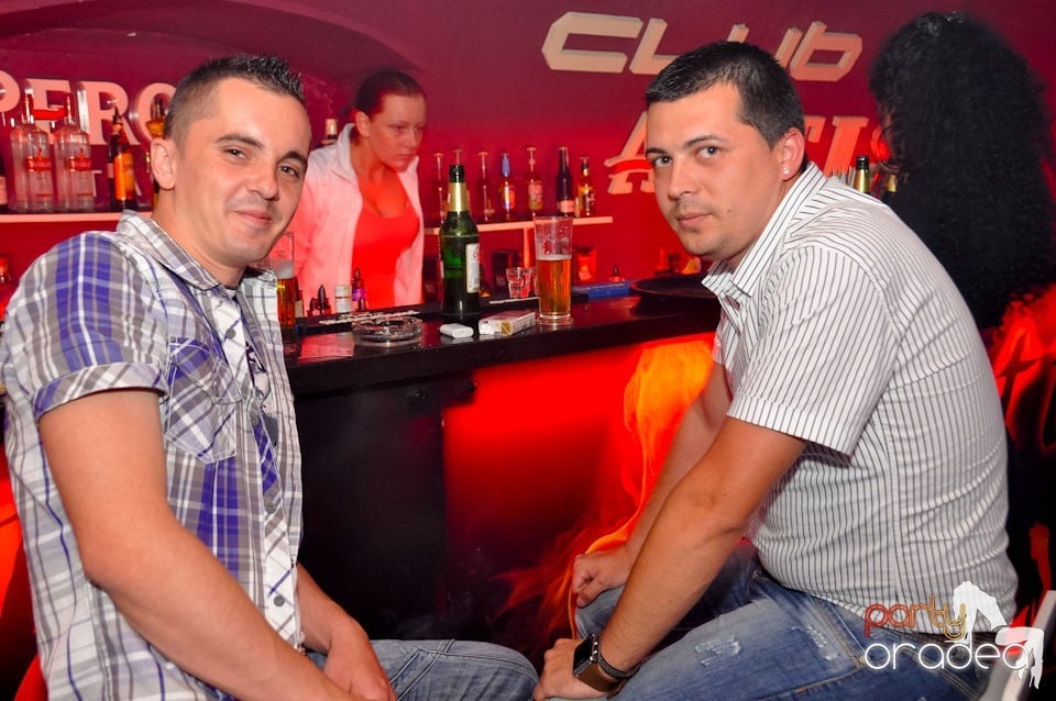 Saturday Night Party în Atti's, 