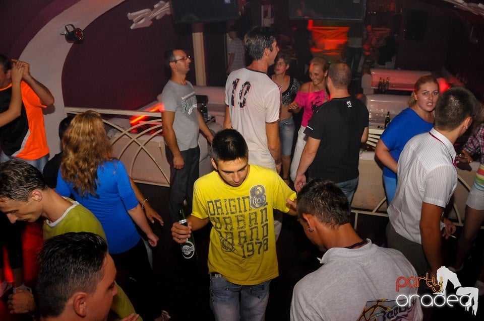 Saturday Night Party în Club Atti's, 