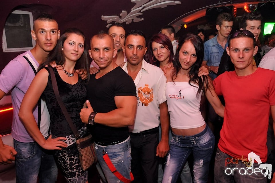 Saturday Night Party în Club Atti's, 