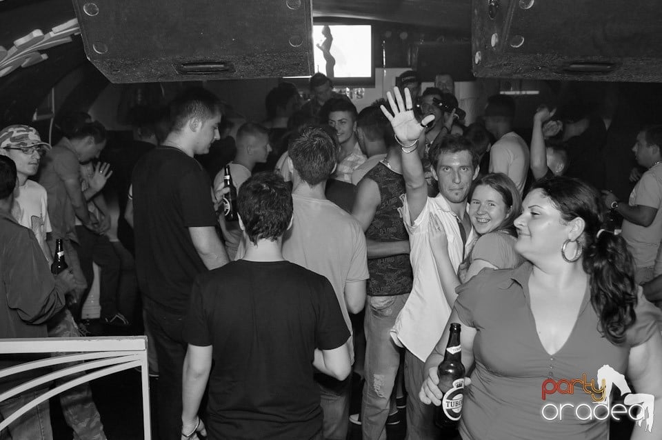 Saturday Night Party în Club Atti's, 