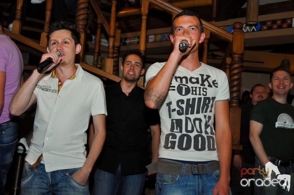 Seară cu karaoke în Zulu Caffe, Zulu Caffe