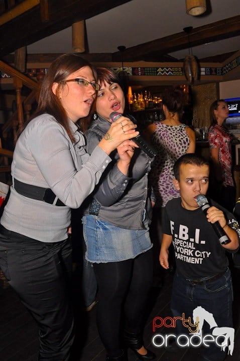 Seară cu karaoke în Zulu, Zulu Caffe